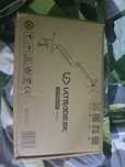 Ramie monitora ultra desk.