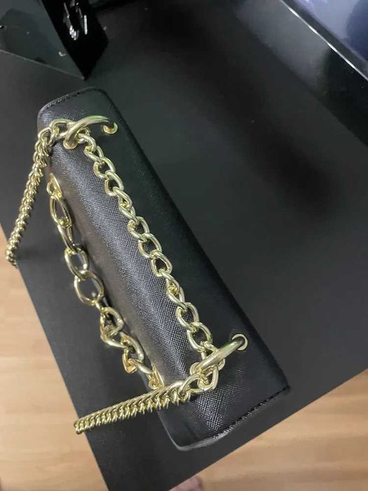 Torebka  versace  mala i zgrabna