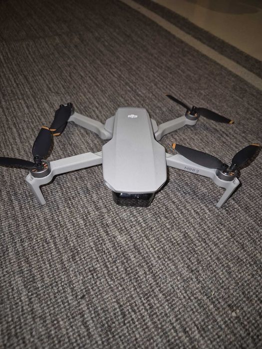 Dron DJI Mini 2 Fly More Combo 4K DJI