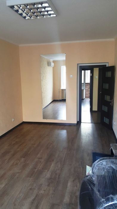 Оренда Аренда офісу закритого типу м Олімпійська,  Вел Васильківська