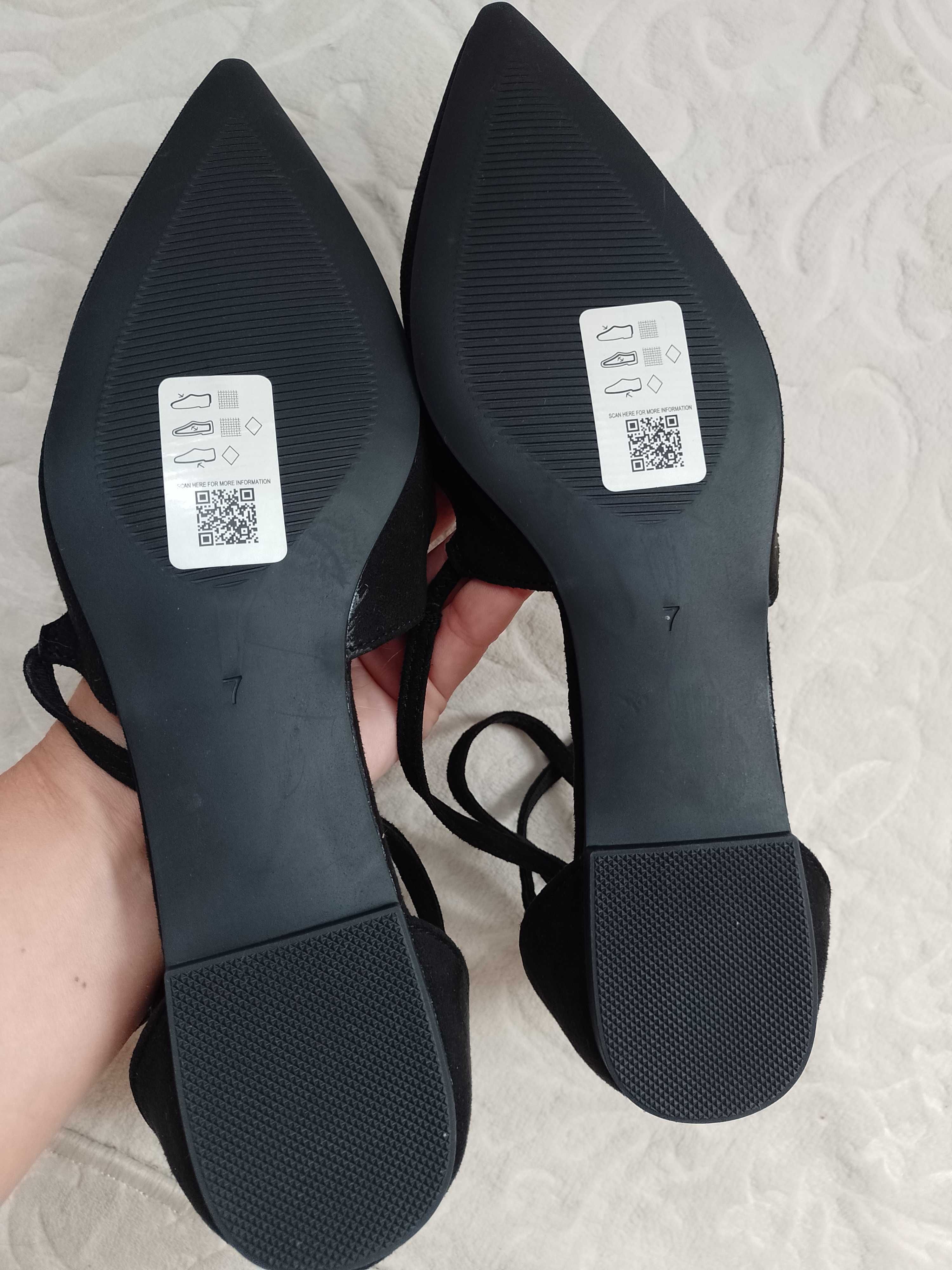 (40) ASOS) czarne, zmysłowe baleriny z zapięciem z Londynu, NOWE