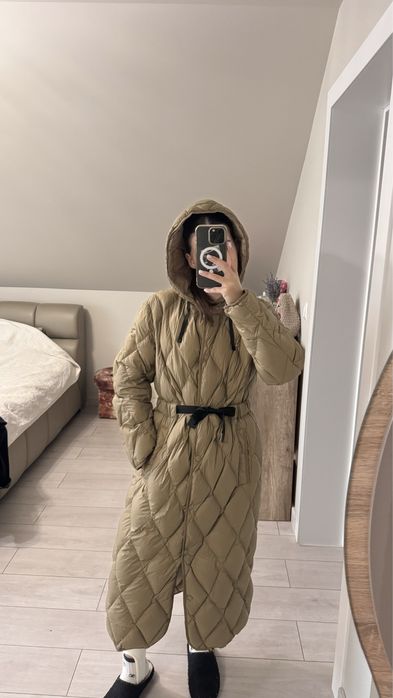 Пухова куртка zara