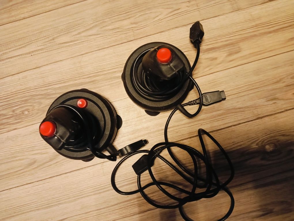 Joysticki Matt dwie szt Atar Commodore Amiga