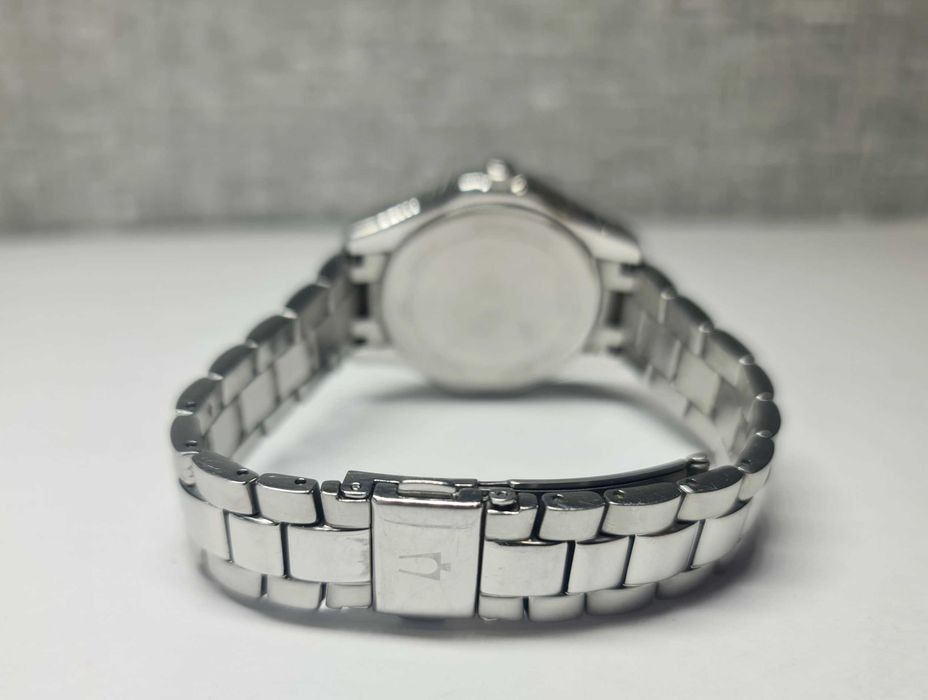 Жіночий годинник Bulova 96N111 Swarovski 36 mm