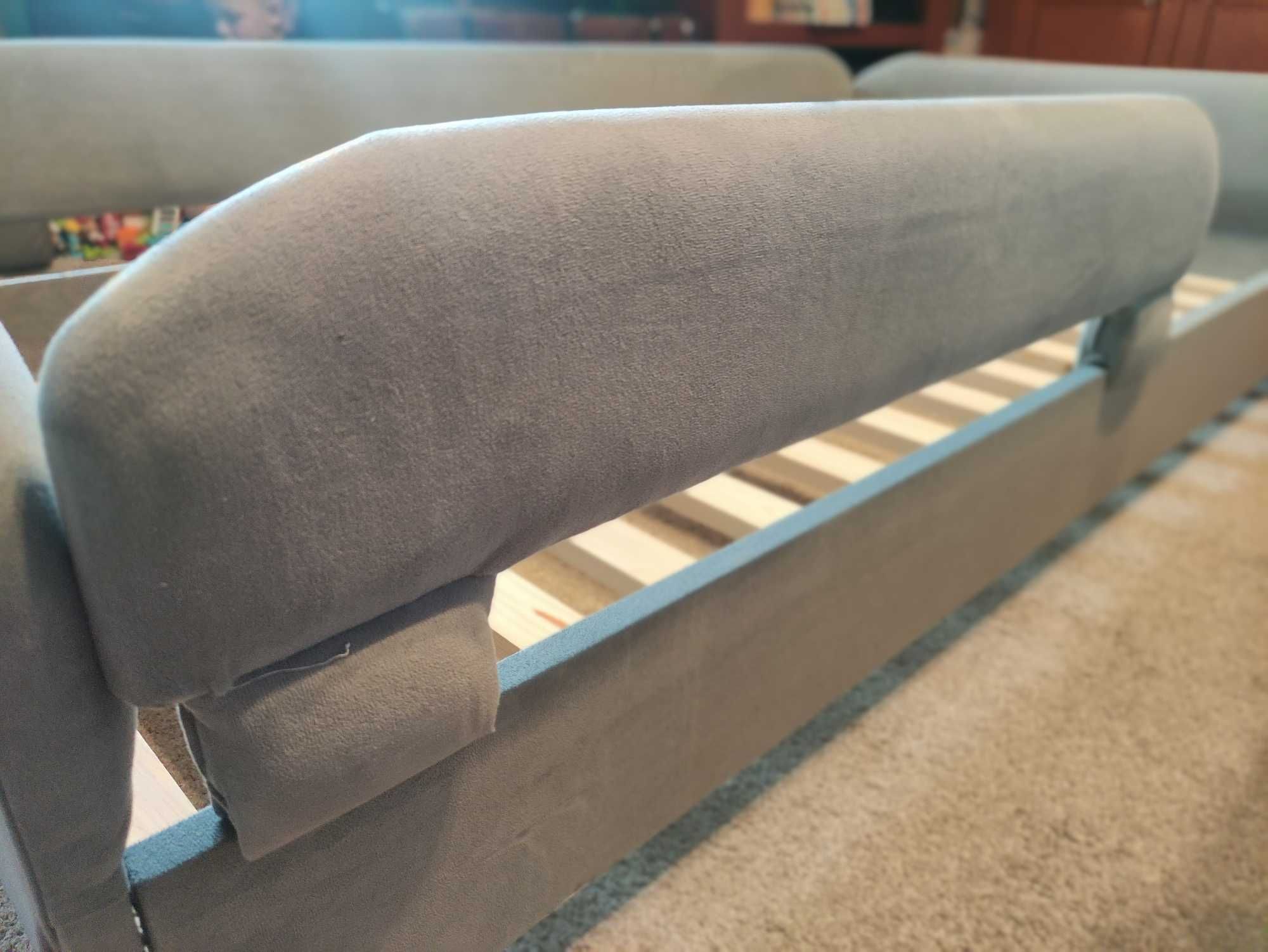 Szare łóżko tapicerowane BabyComfort 160x80 +materac termoelastyczny