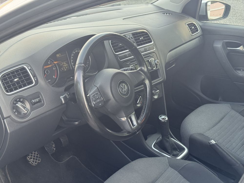 VW POLO  1.6 TDI  Trendiline BlueMotion  NACIONAL  147.000 KMS   Ac