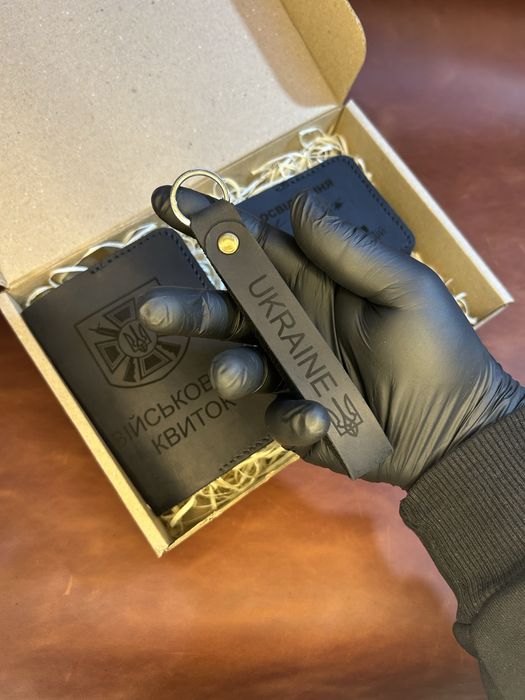 Подарунковий набір для захистника  шкіра подарунок військовому шкіра