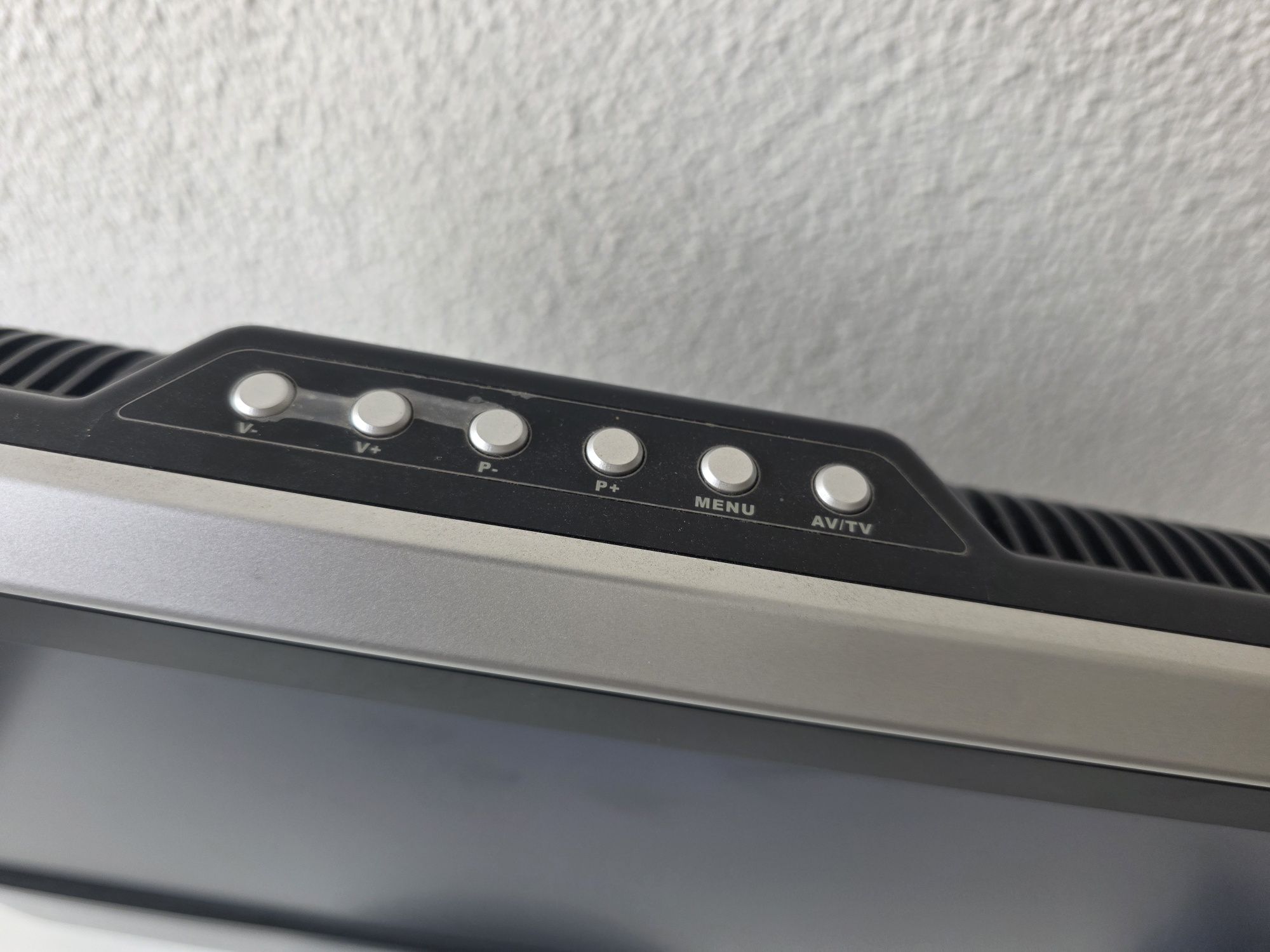 Tv lcd AEG 19/8 a funcionar