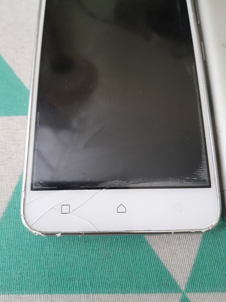 Telefon-lenovo DUAL SIM