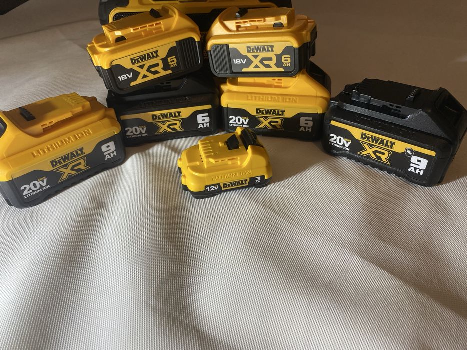 Акумулятори Dewalt 18/20v 20/60v XR Flexvolt