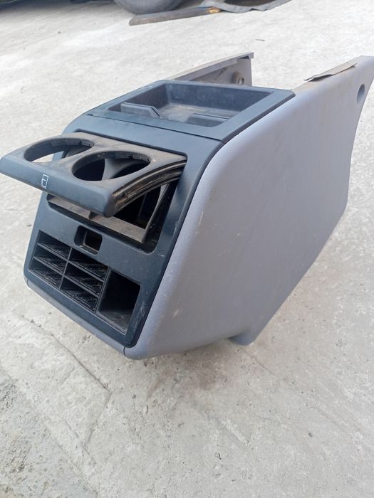 Продам бар. Подстаканники мерседес віто 638