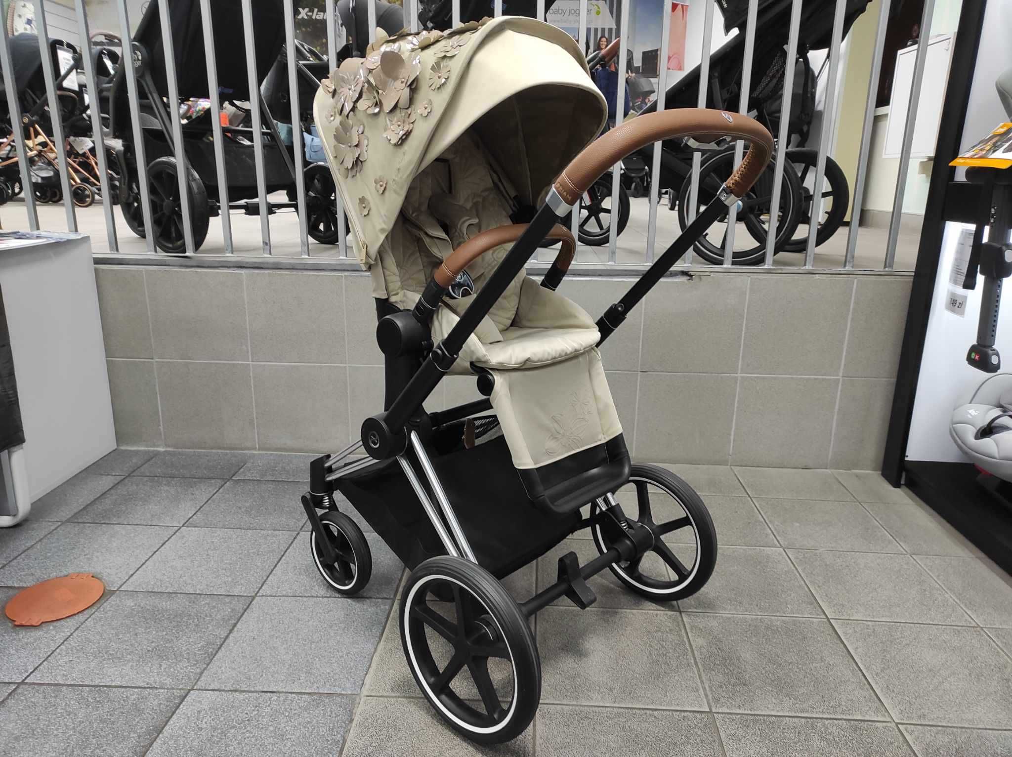 Cybex Wózek dziecięcy Priam 3.0  Chrome-Brown 2w1 Simply Flowers Beige