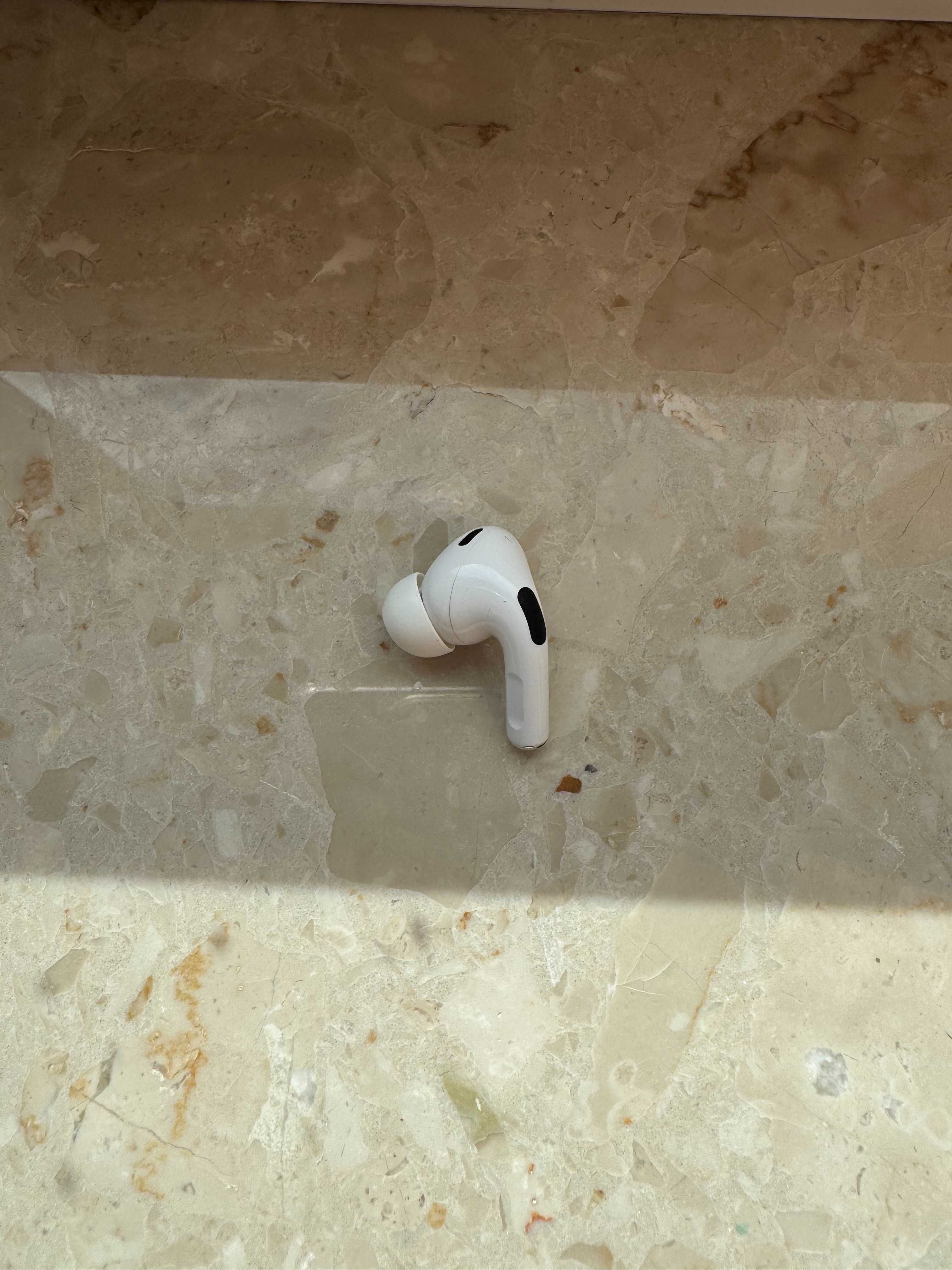 Apple AirPods Pro 2 Gwarancja Lewa Słuchawka A3048 A2699 A2968 A2700