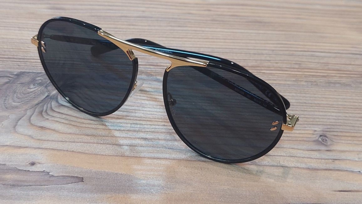 Сонцезахисні окуляри Fallabella  SC0133S від Stella  McCartney!