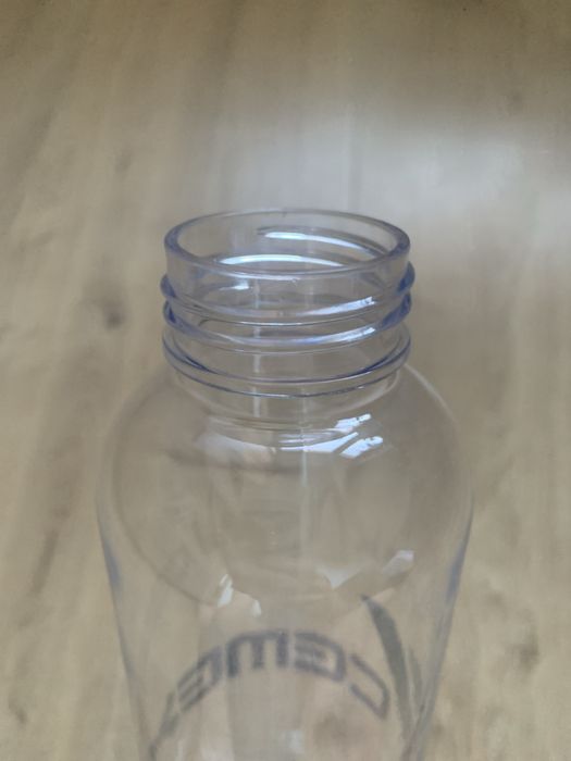 Nowa przezroczysta zakręcana butelka bidon na wode picie 0,5 l  500 ml