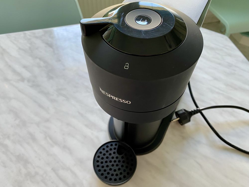 KRUPS Nespresso ekspres do kawy Vertuo Next czarnh matowy mat bdb