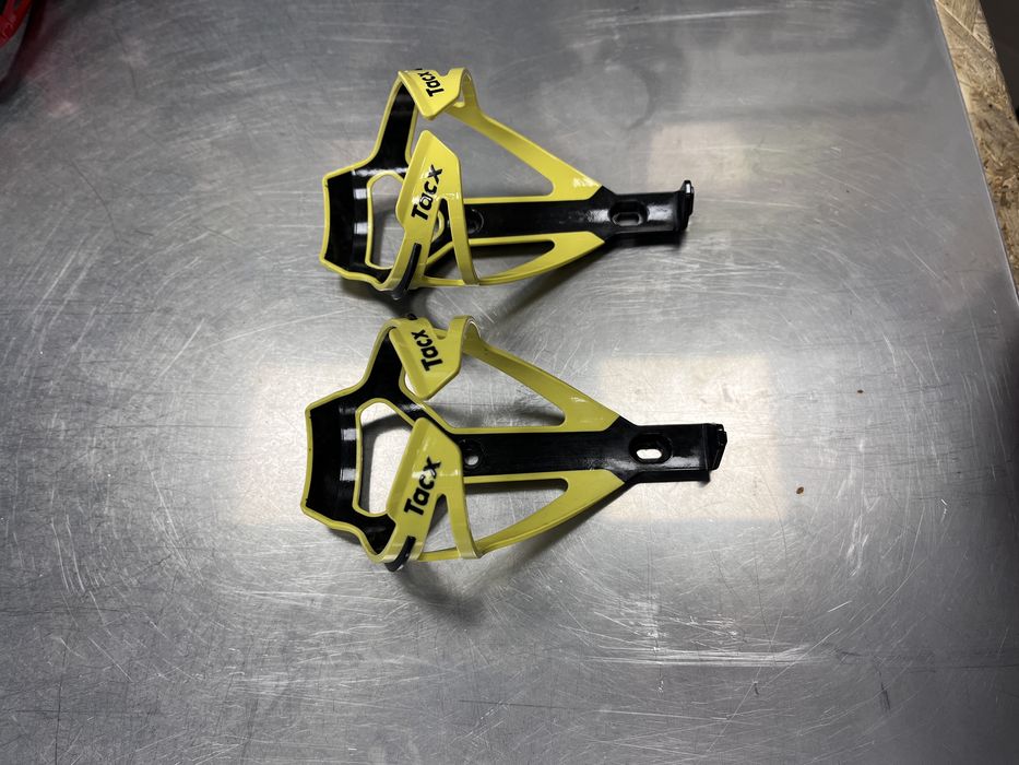Kosztki na bidony Tacx Deva żółty 2 szt nowe