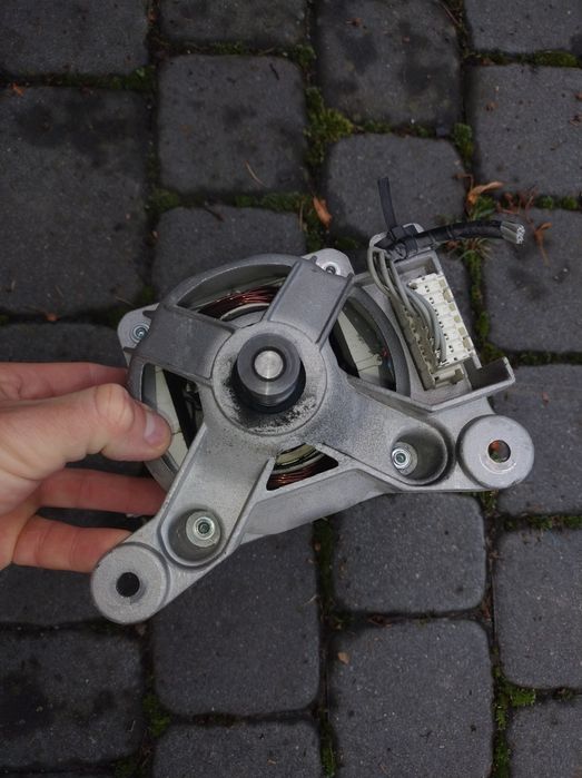 Silnik pralki Whirlpool