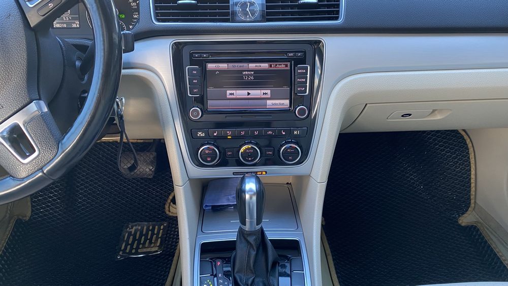 Volkswagen Passat 2012