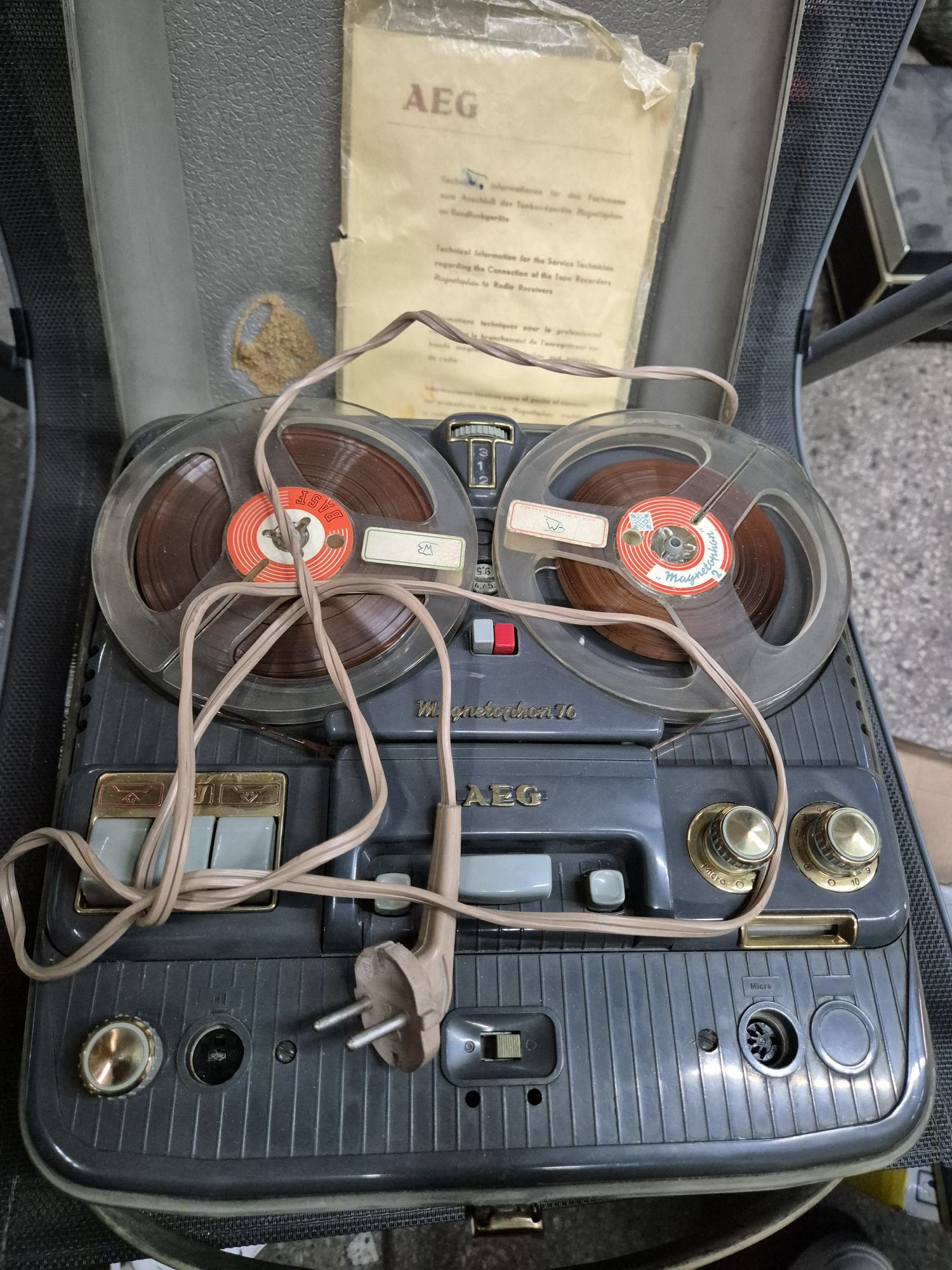 Magnetofon  76 szpulowy