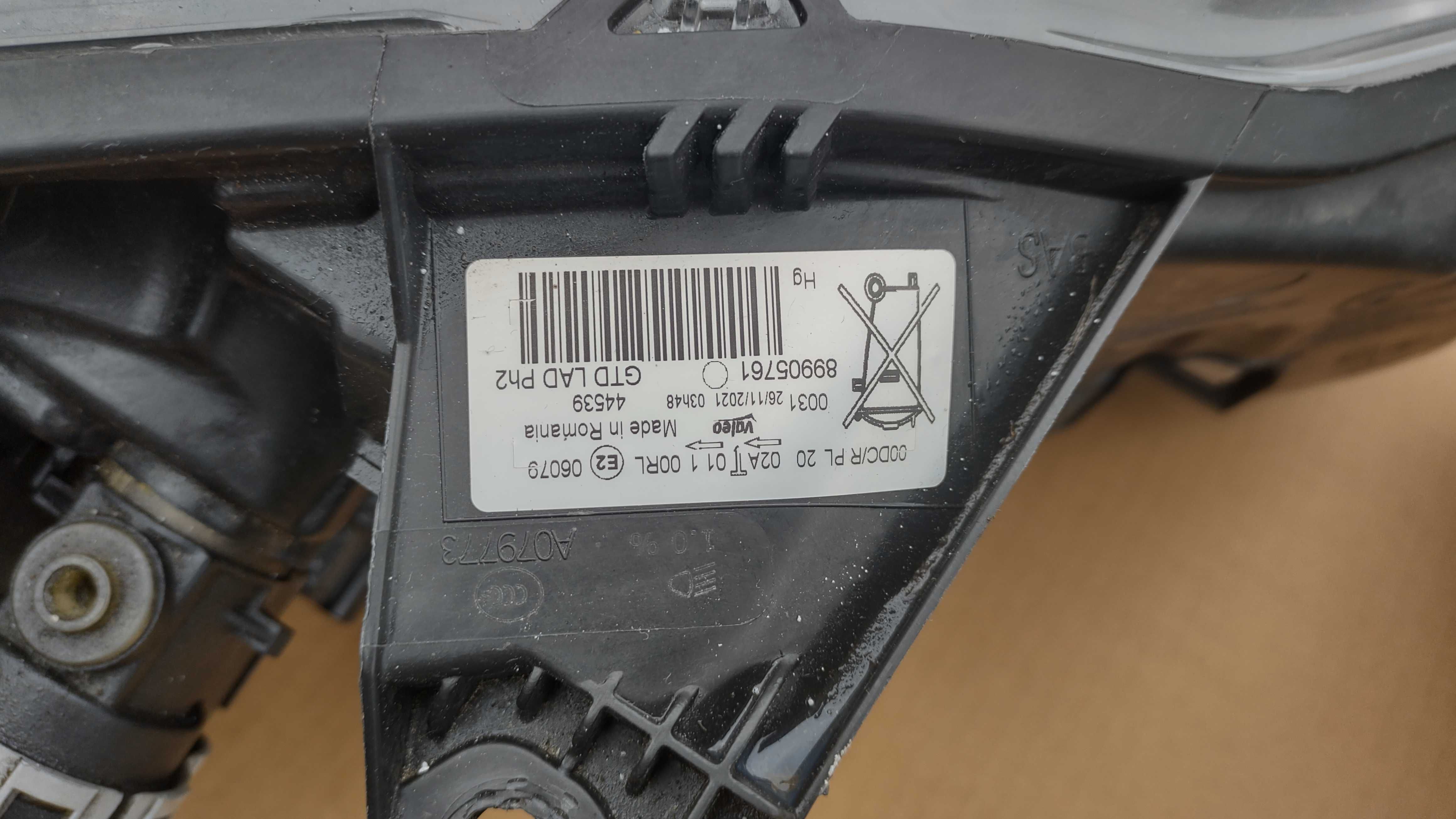 Renault Lguna 3. 2012 Rok Lampy Bi XENON Skrętny