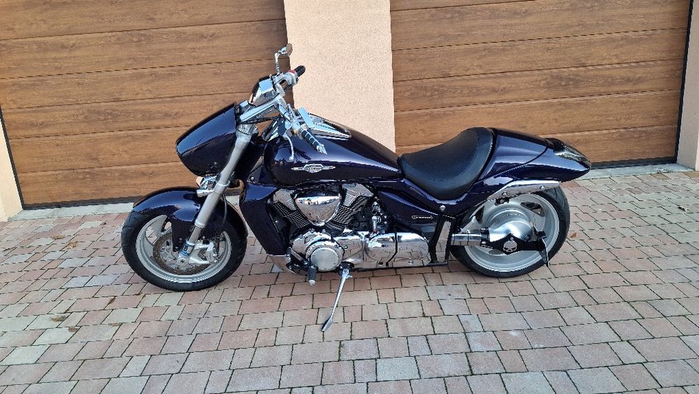 Suzuki VZR 1800 intruder