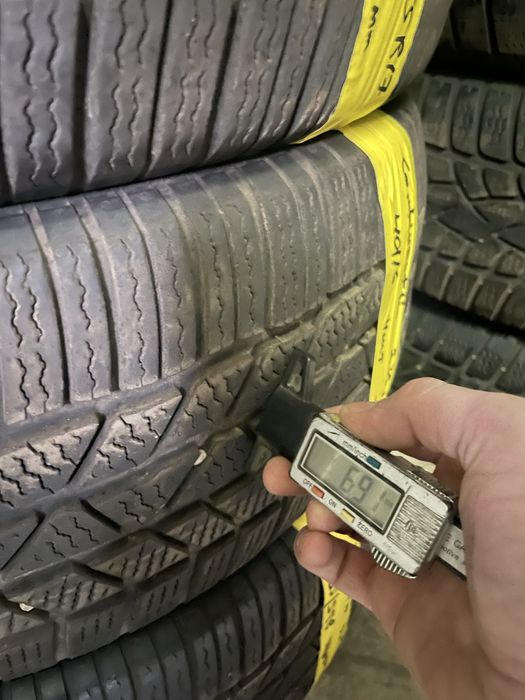 Зимова резина 235/55R17 Continental ContiWinterConta 16 рік 7 мм 4 шт