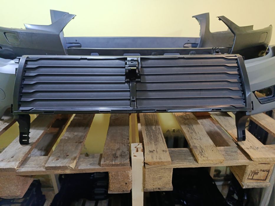 Audi Q5 Ауді Ку5 80a 17-24 Жалюзі Радіатора