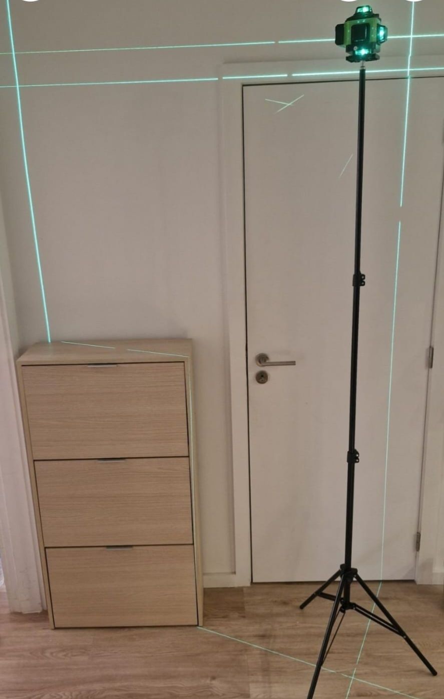 Novo Nível Laser 4D 16 Linhas 360º – Autonivelante com Tripé 2m