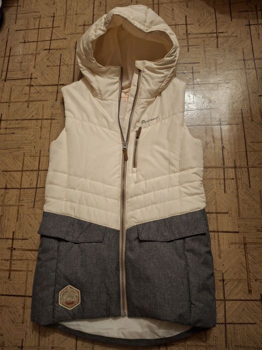 Жилет для девочки Outventure 158 бу