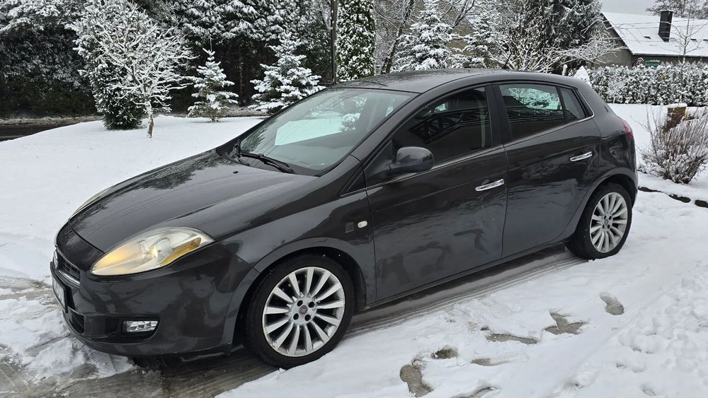 Fiat Bravo Fiat Bravo II  2007  1.9 Multijet  160 KM  Android  Kamera cofania