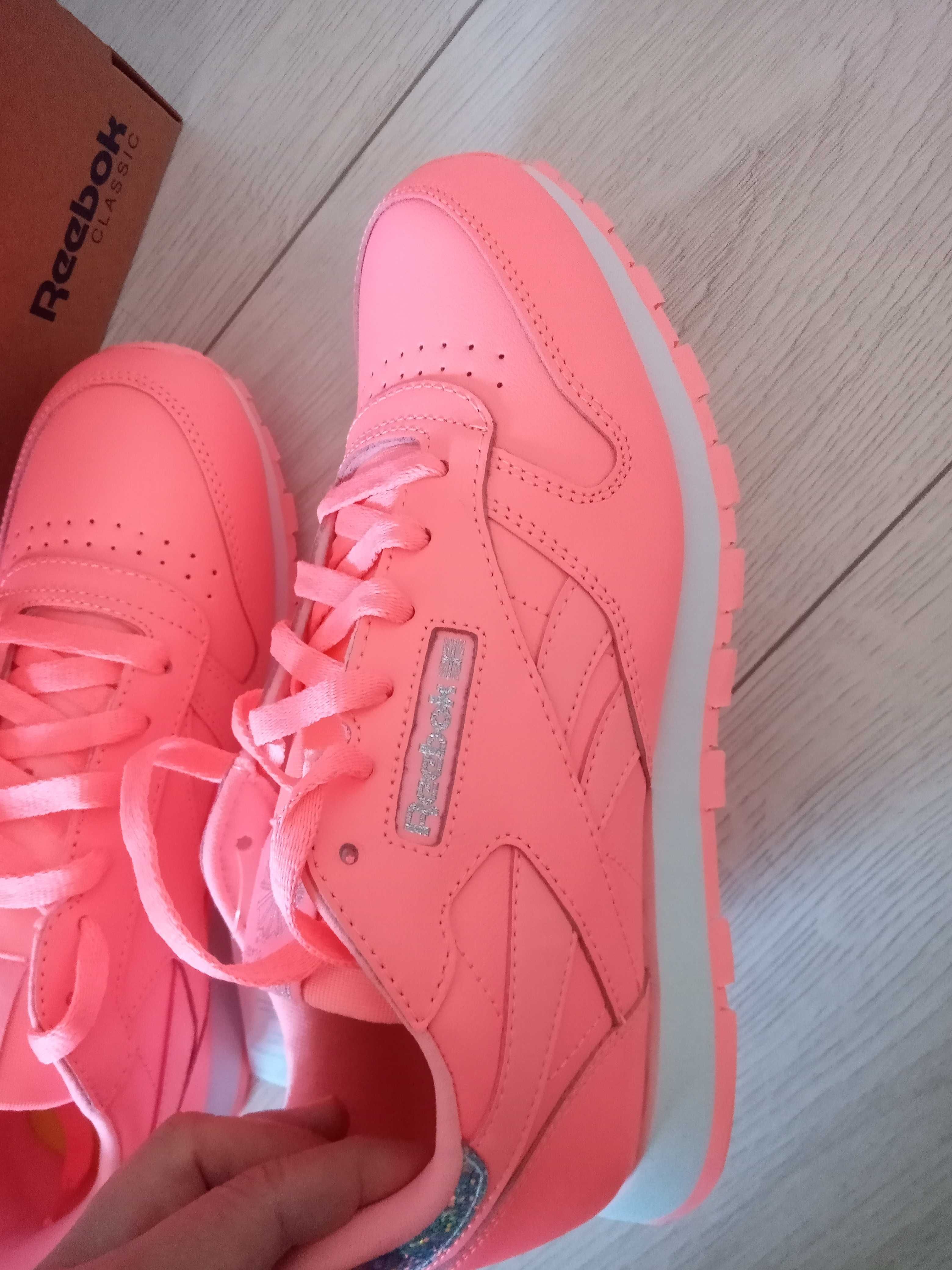 Reebok buty damskie nowe, neonowy kolor