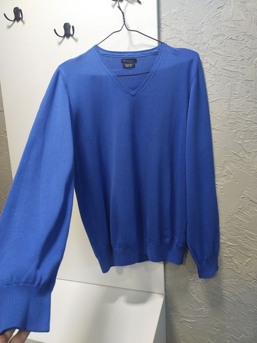 Niebieski sweterek Massimo Dutti L