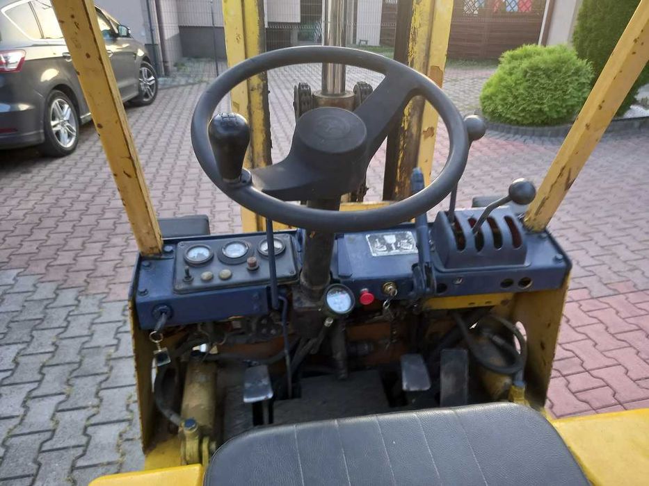 Wózek widłowy Bułgar