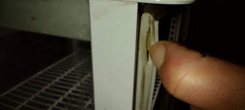 Кондитерская витрина 98л EWT Inox