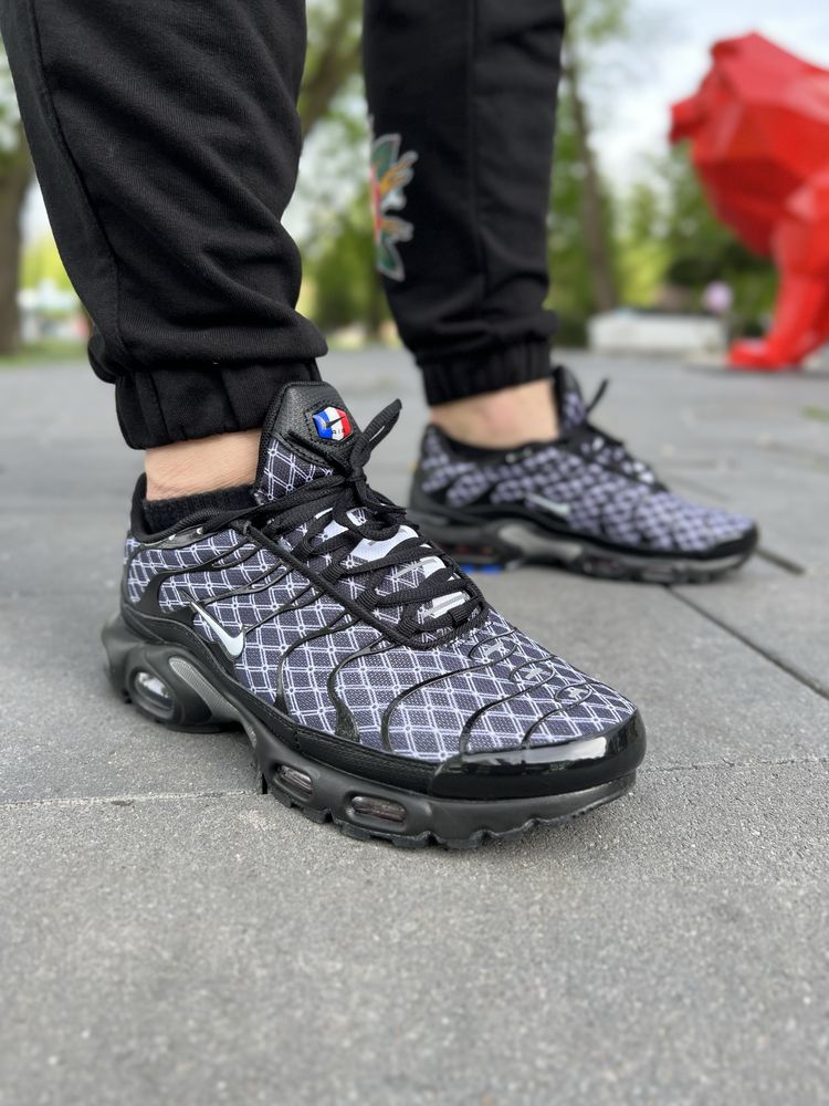 Nike Air Max Plus TN Black Blue White