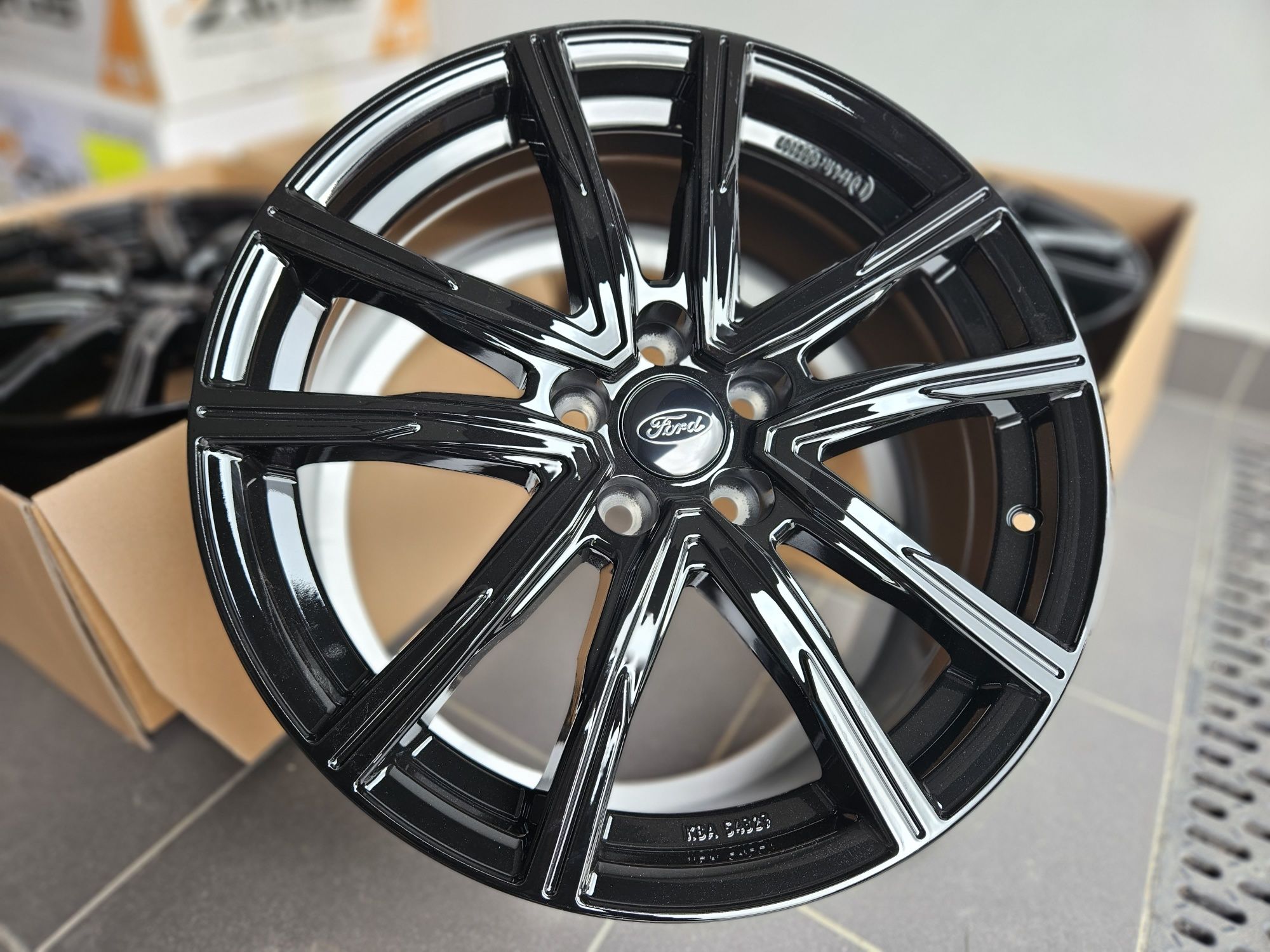 Ford 18 " Nowe 5x108 Kuga Puma Mondeo S-Max EDGE Escape Focus Mach-E