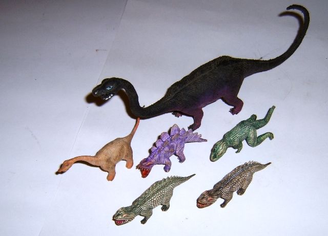 Figurki dinozaury