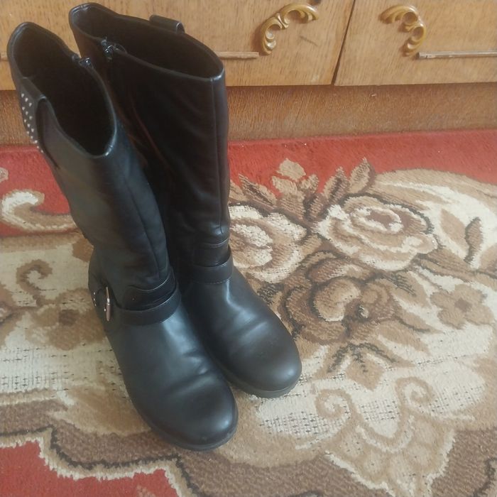 Теплі сапожки на дівчинку