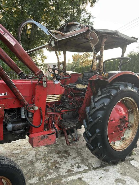 Sprzedam ciągnik international