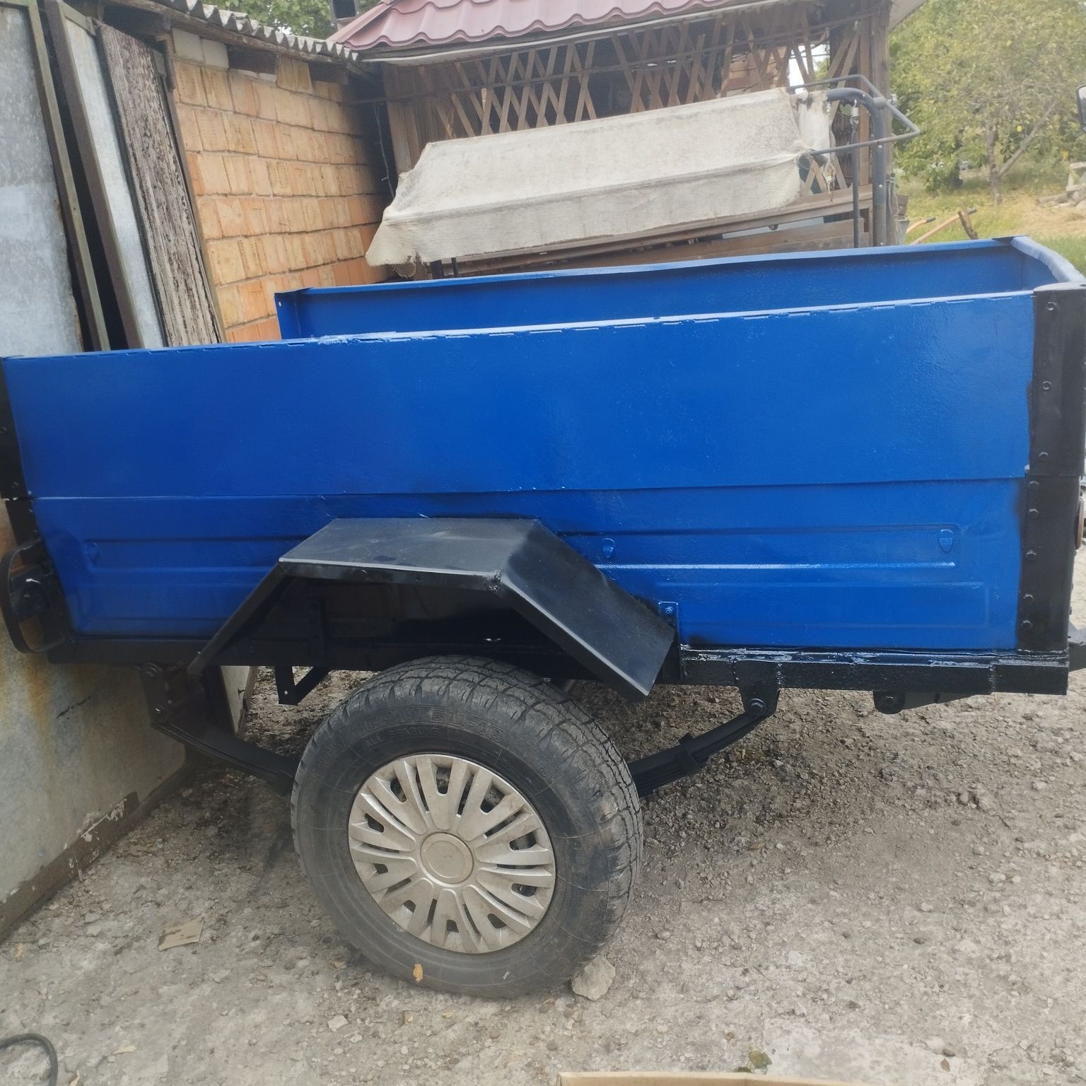 Продам легковий прицеп