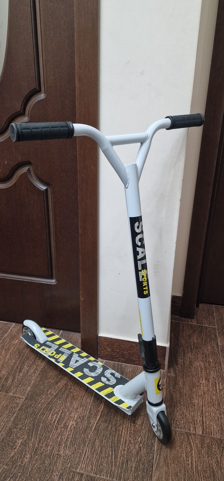 Трюковий самокат Scale Sports Extrem