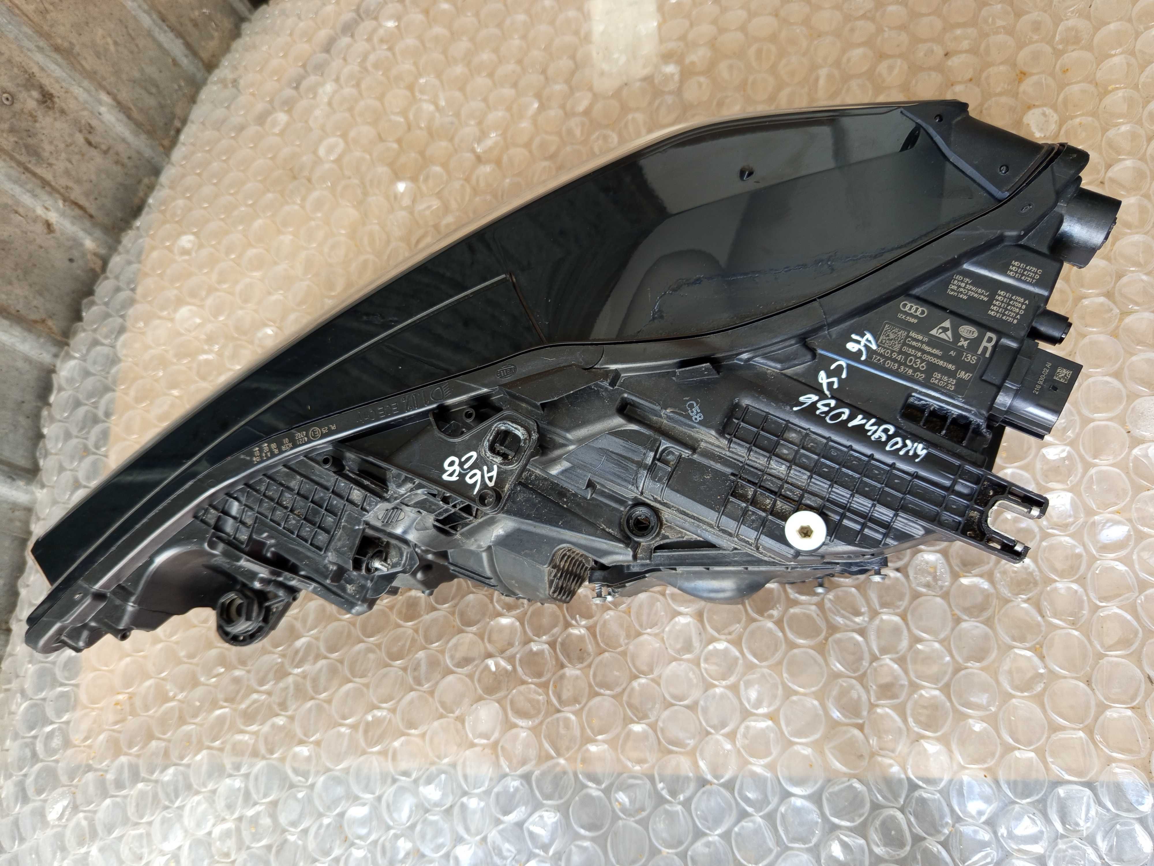 Lampa Prawa Przód AUDI A6 C8 Full Led Matrix 4K0.941.036