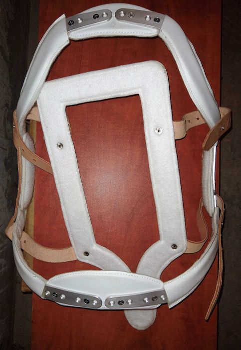 Gorset ortopedyczny.