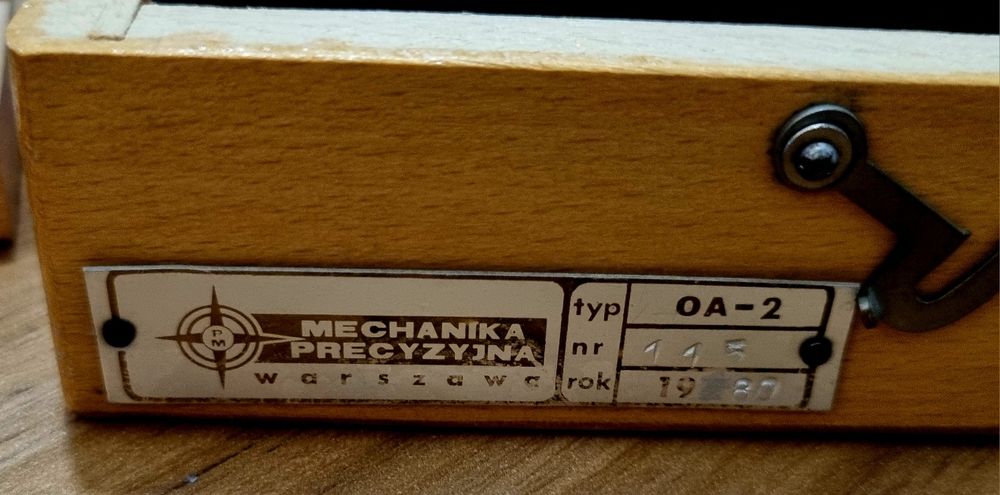 Zabytkowa waga jubilerska/aptekarska + odważniki