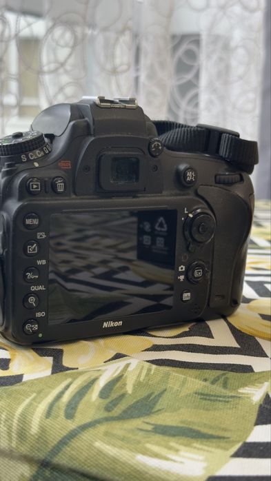 Продам повнокадровий (full frame) фотоапарат Nikon D610