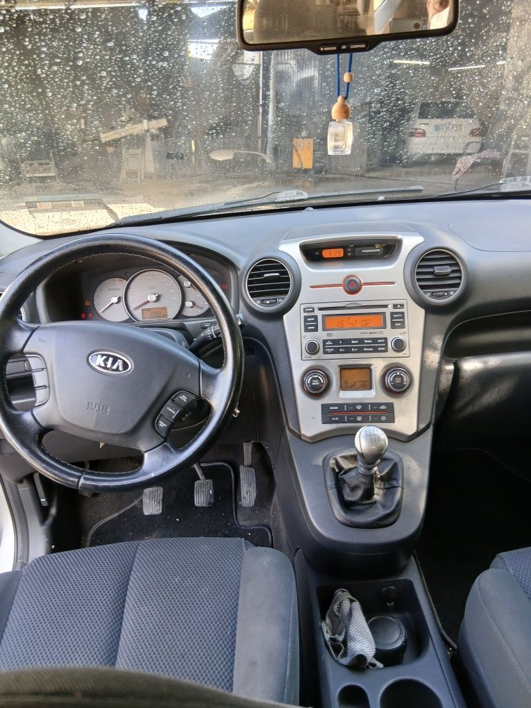 Kia carens 7 lugares