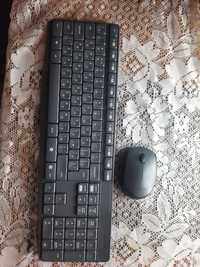 Клавиатура с мышкой Logitech