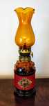 Antyczna szklana lampa naftowa skóra vintage retro
