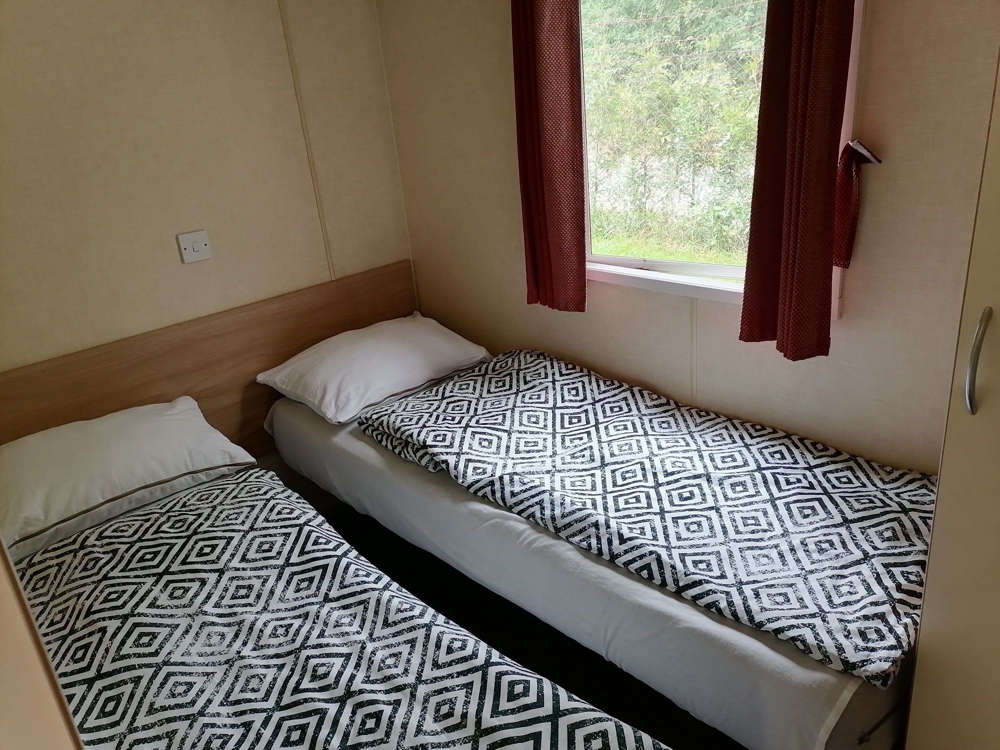 Jezioro nyskie Skorochów.od 25 do 31.07.dostępny. Blisko plaży